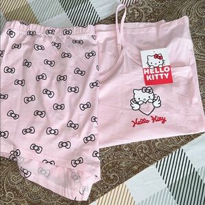 Hello Kitty Pajamas NWT Cami Top and Shorts Size XL